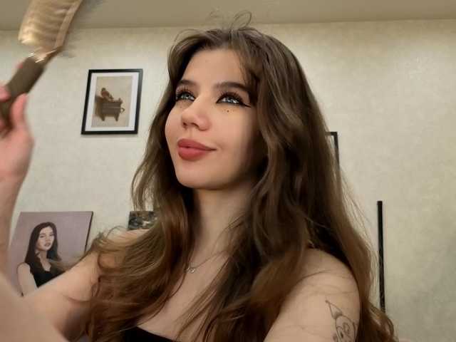 dolly-ll live cam on BongaCams