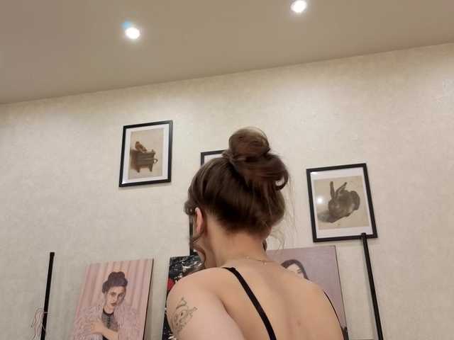 dolly-ll live cam on BongaCams