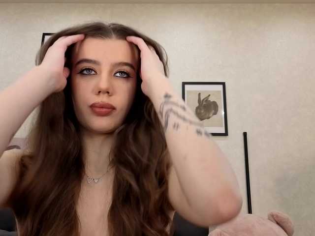dolly-ll live cam on BongaCams