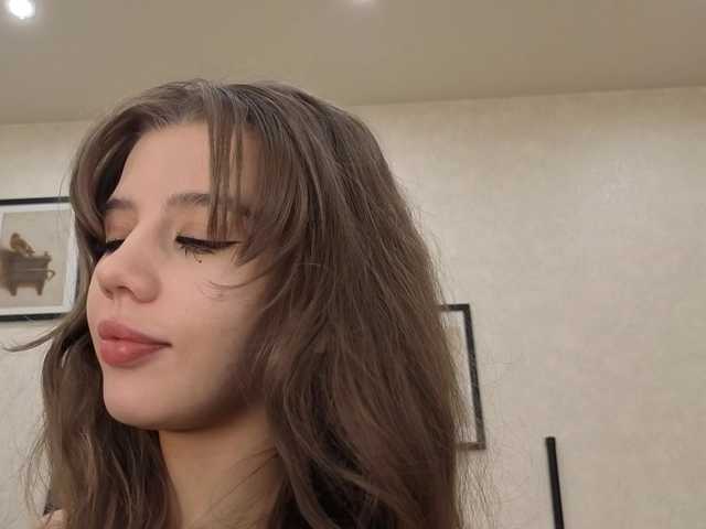 dolly-ll live cam on BongaCams