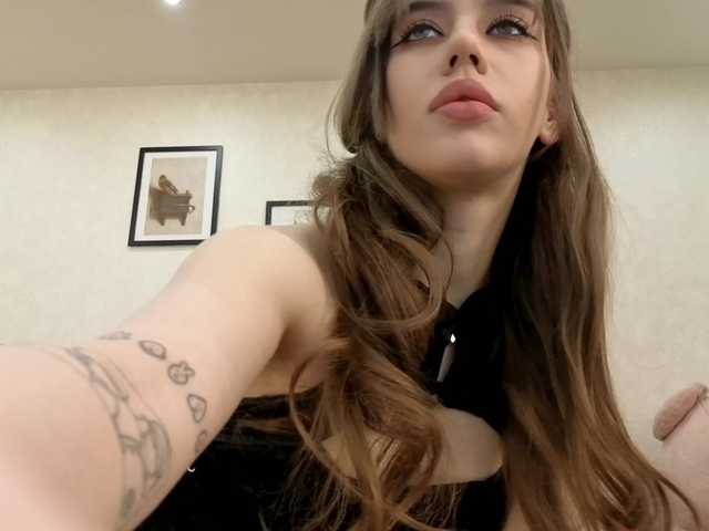 dolly-ll's BongaCams profile