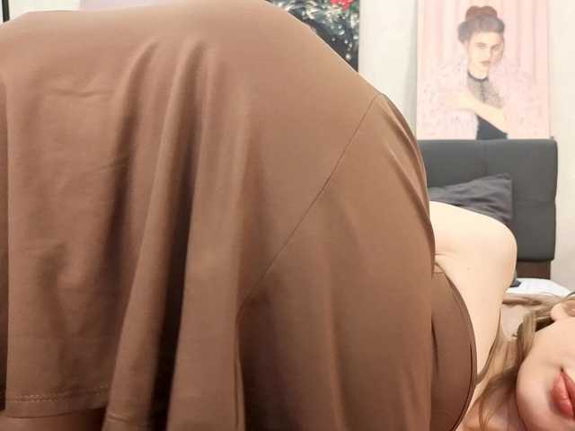 dolly-ll live cam on BongaCams