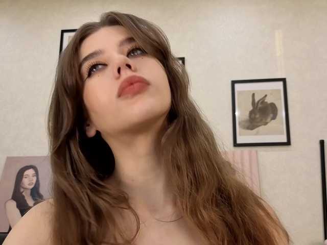 dolly-ll live cam on BongaCams