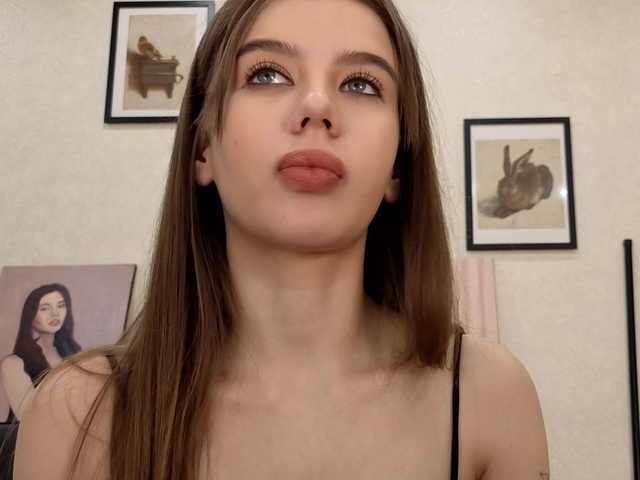 dolly-ll live cam on BongaCams