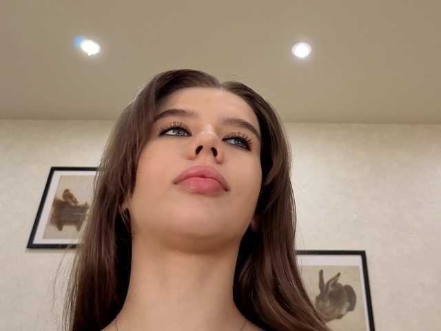 dolly-ll live cam on BongaCams
