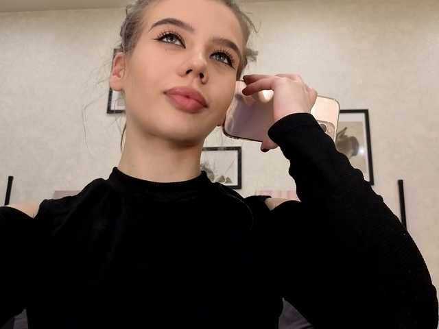 dolly-ll live cam on BongaCams