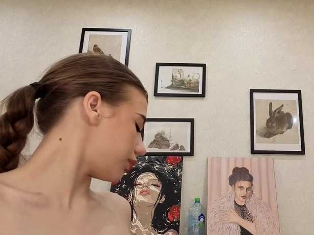 dolly-ll live cam on BongaCams