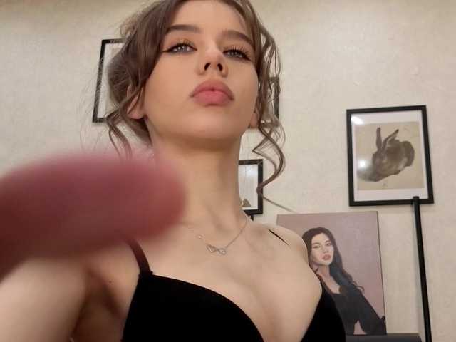 dolly-ll live cam on BongaCams