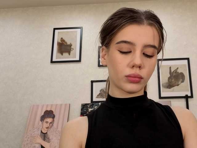 dolly-ll live cam on BongaCams