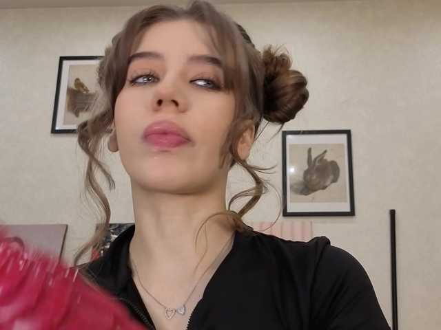 dolly-ll live cam on BongaCams