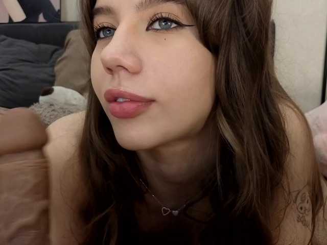 dolly-ll live cam on BongaCams