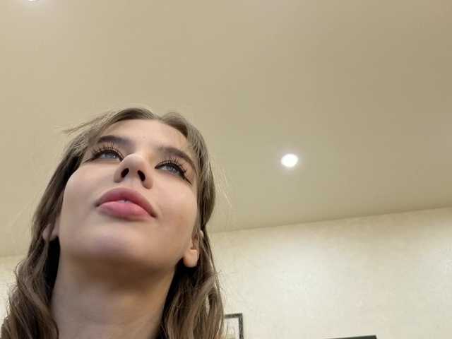dolly-ll's BongaCams profile