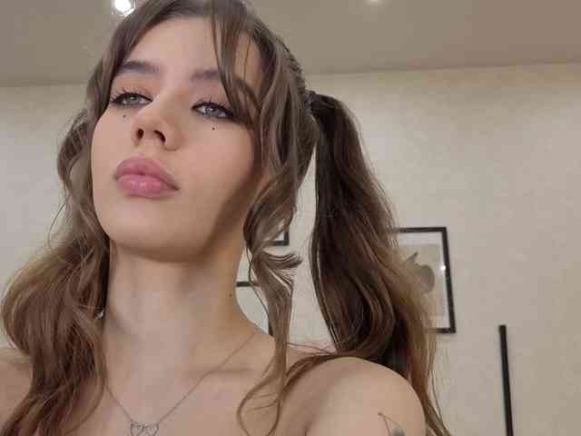 dolly-ll Sex Cam Show