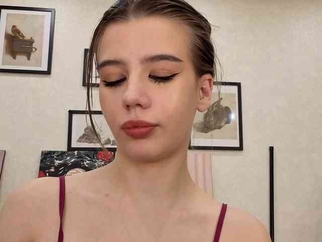 dolly-ll — Female live cam