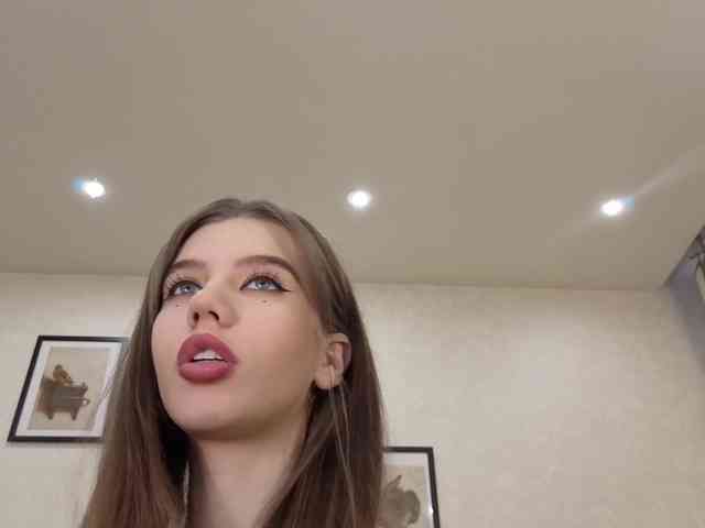 dolly-ll Sex Cam Show