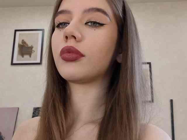 dolly-ll Sex Cam Show