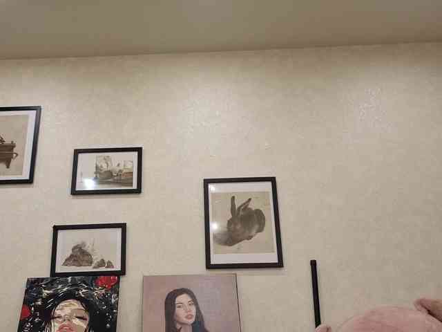 Mẫu này đang trực tiếp. dolly-ll