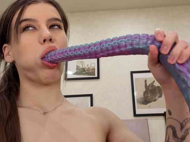 Jenie_fire's cam show statistics and live stream
