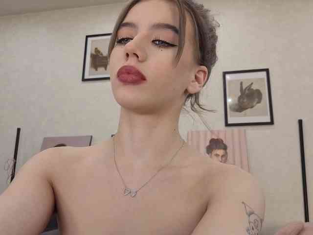 dolly-ll Sex Cam Show