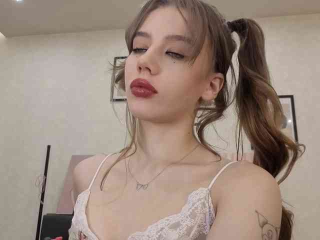 dolly-ll Sex Cam Show