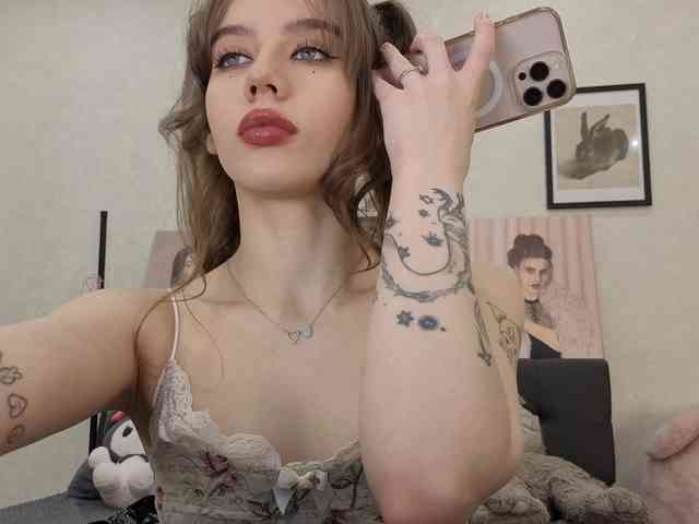 dolly-ll Sex Cam Show