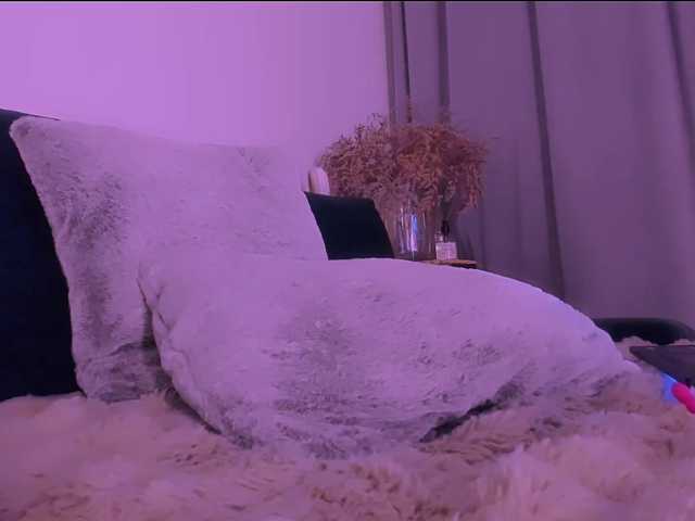 Mussaenda live cam on BongaCams