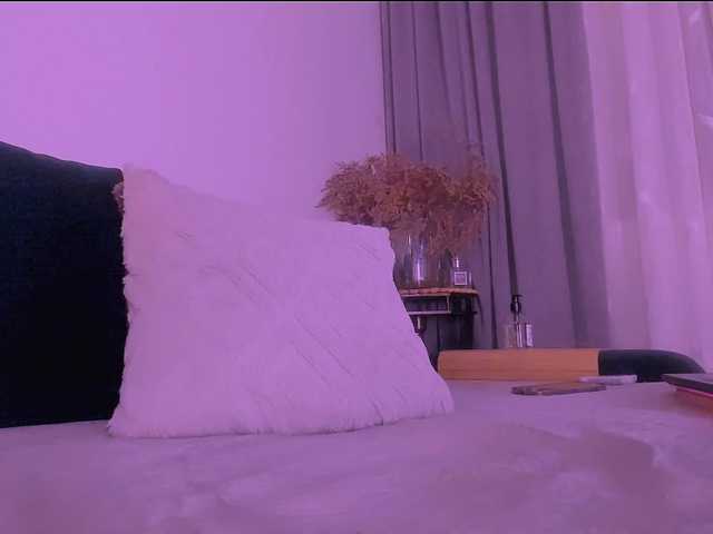 Mussaenda live cam on BongaCams