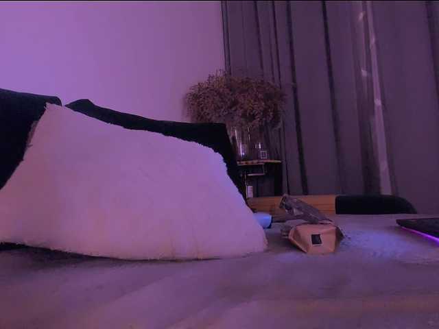 Mussaenda live cam on BongaCams