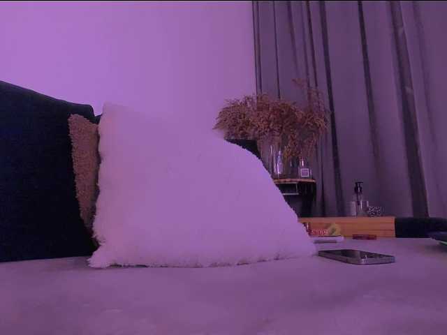 Mussaenda live cam on BongaCams