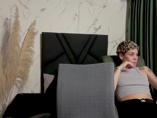 MarcellaGriffin Porn Show