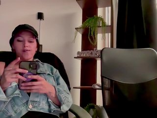 MarcellaGriffin Porn Show