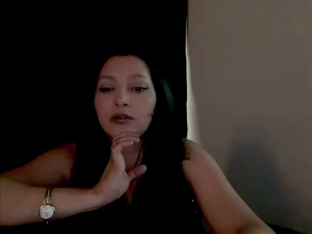 MarcellaGriffin live cam on BongaCams