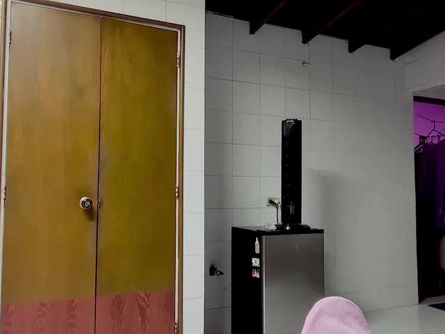 MarcellaGriffin live cam preview