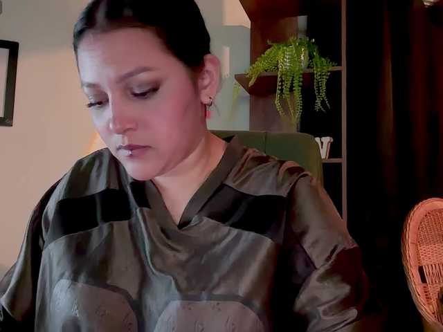 MarcellaGriffin live cam on BongaCams