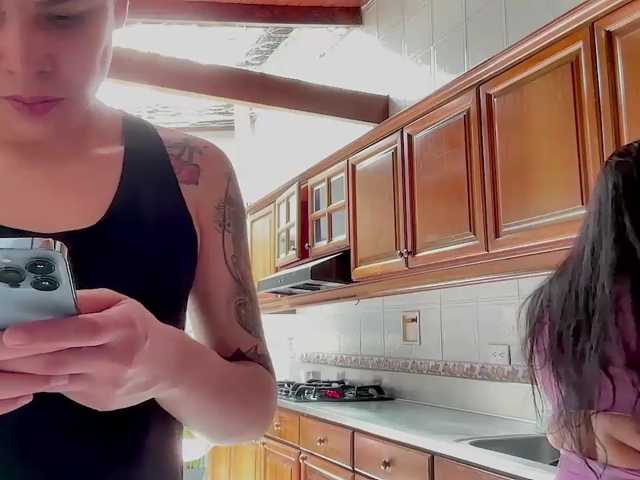 Marce And Lau live cam