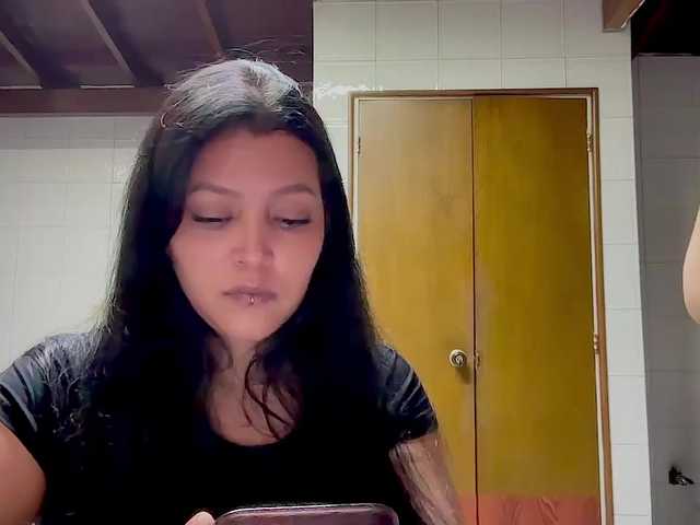 MarcellaGriffin live cam on BongaCams