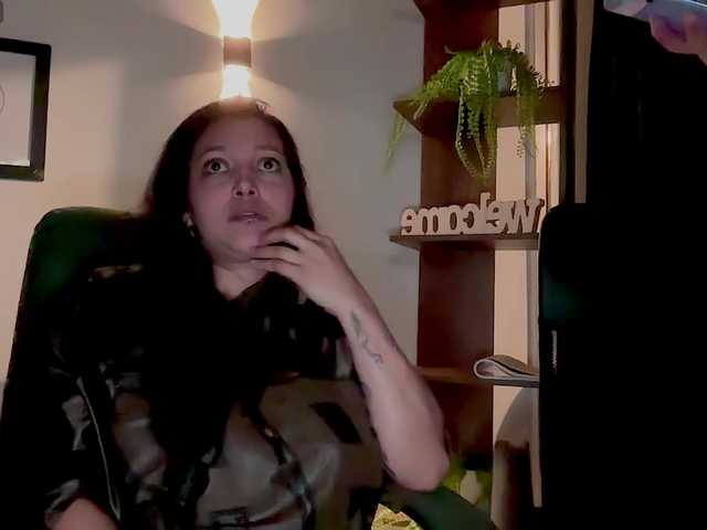 MarcellaGriffin live cam on BongaCams