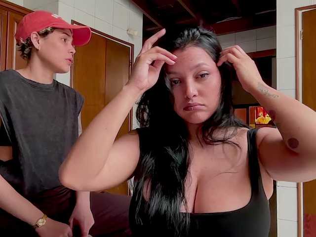 MarcellaGriffin live cam on BongaCams