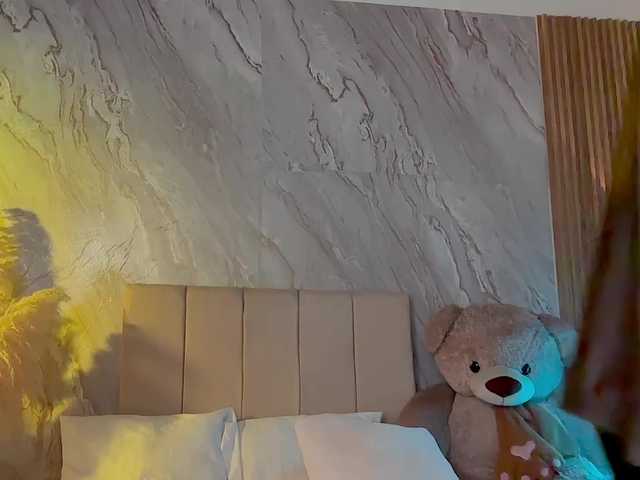 MarcellaGriffin live cam on BongaCams