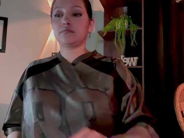MarcellaGriffin live cam on BongaCams
