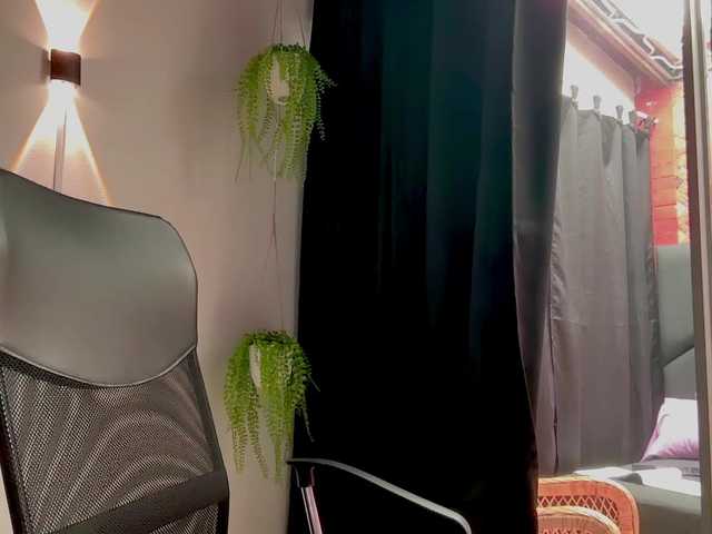 MarcellaGriffin live cam on BongaCams