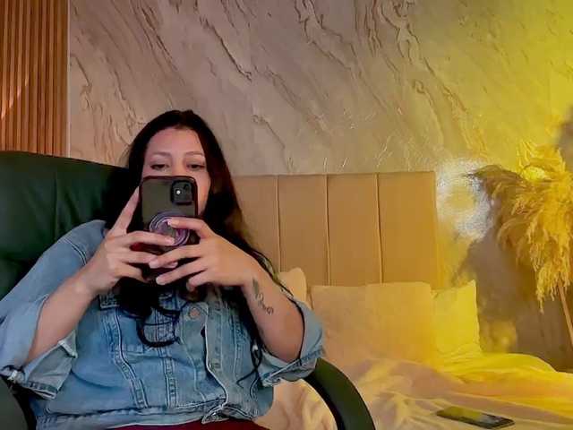 MarcellaGriffin live cam