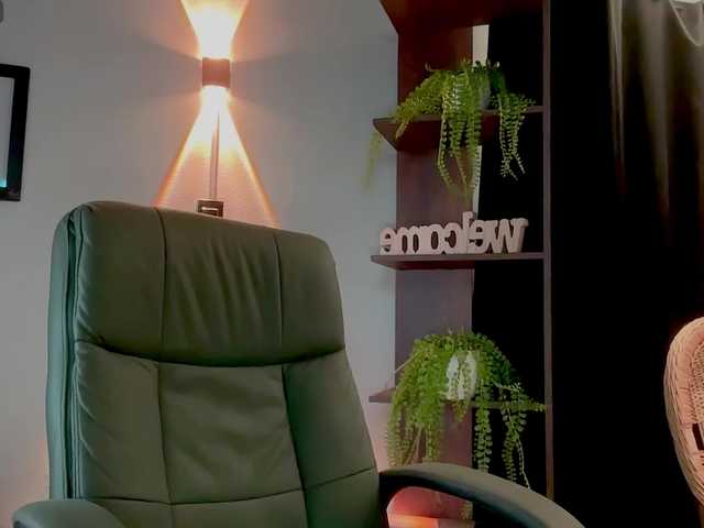 MarcellaGriffin live cam on BongaCams