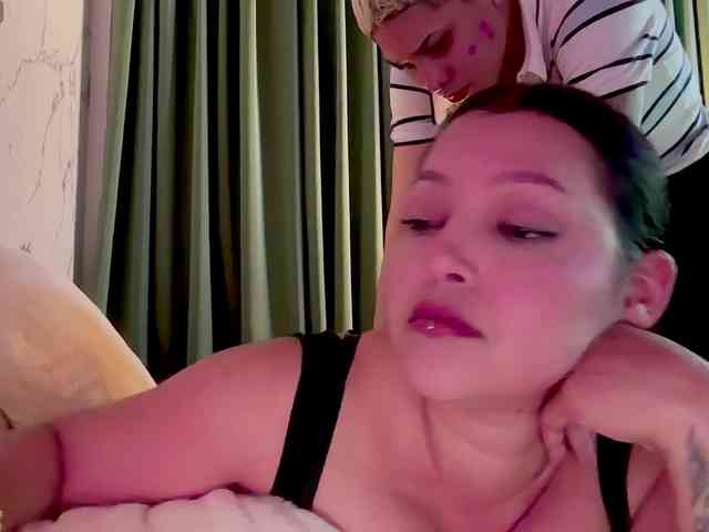 MarcellaGriffin webcam