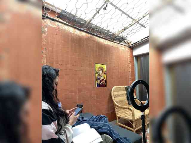 MarcellaGriffin webcam