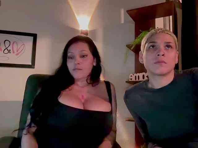 MarcellaGriffin webcam