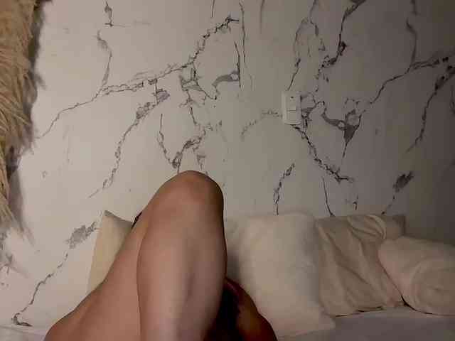 MarcellaGriffin webcam