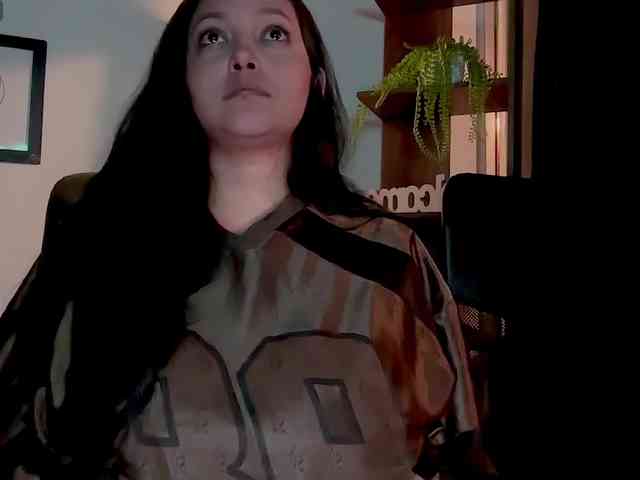 MarcellaGriffin webcam