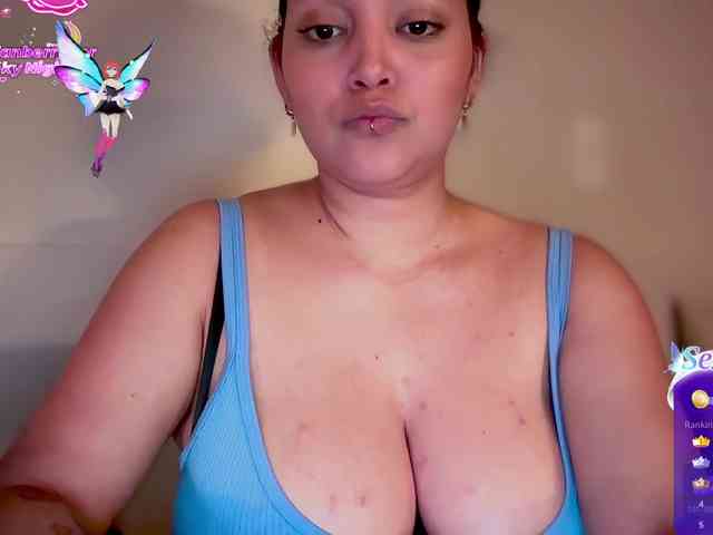 MarcellaGriffin webcam