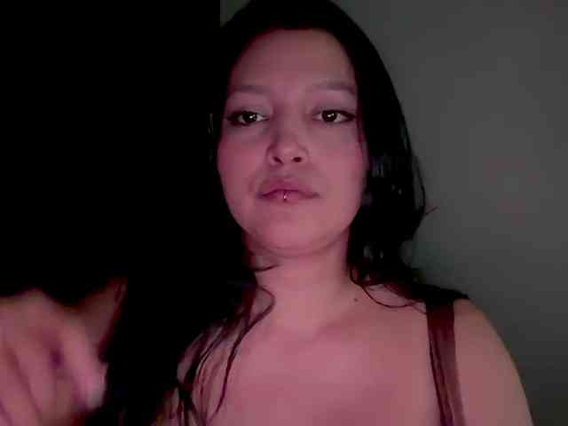 MarcellaGriffin webcam